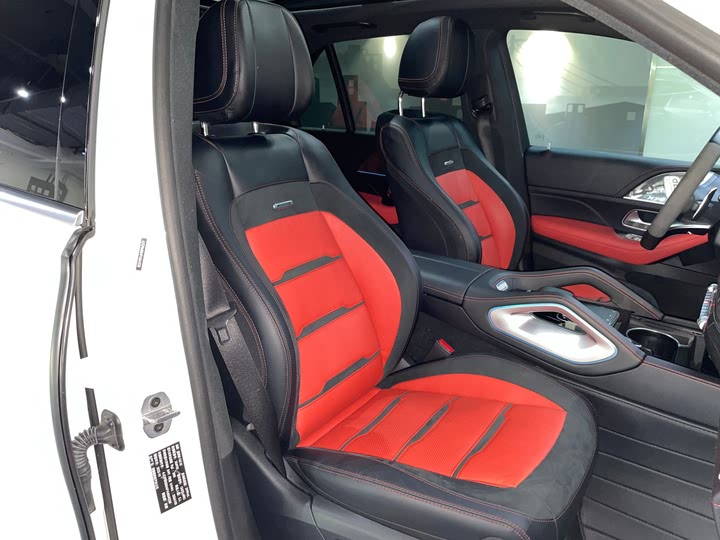 Фото 13 - Mercedes-Benz GLE-Class AMG