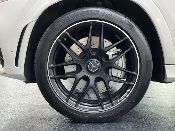 Фото 24 - Mercedes-Benz GLE-Class AMG