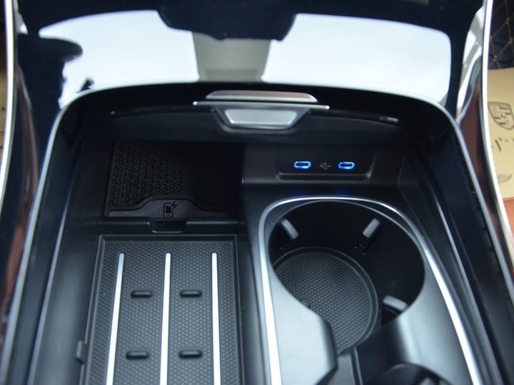 Фото 10 - Mercedes-Benz S-Class