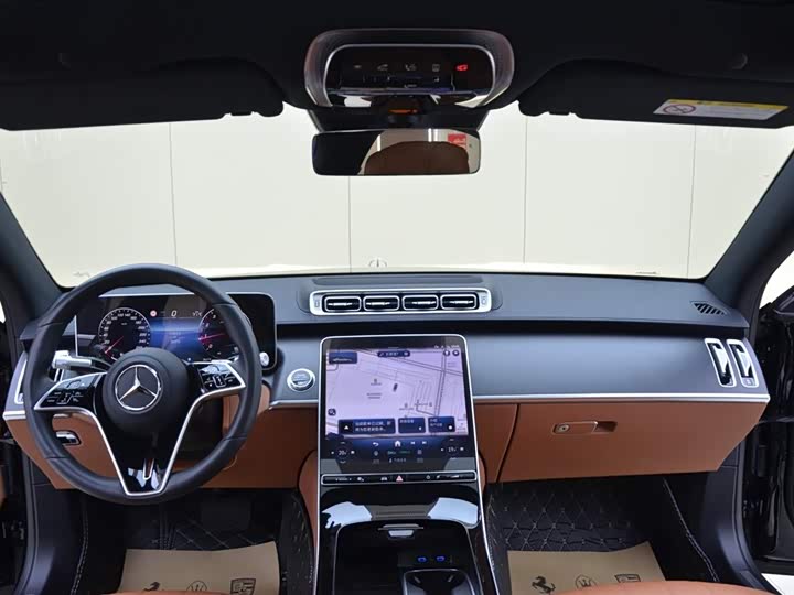 Фото 14 - Mercedes-Benz S-Class