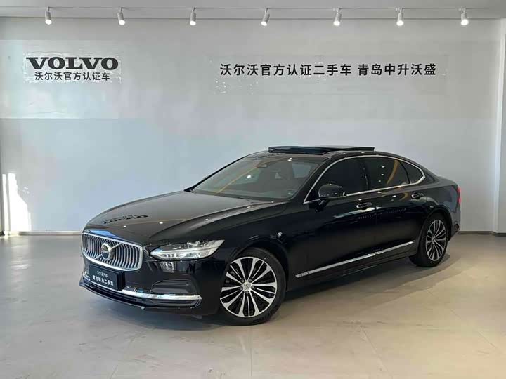 Фото 1 - Volvo S90