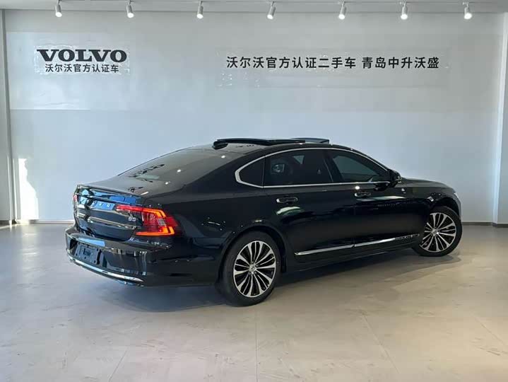 Фото 3 - Volvo S90