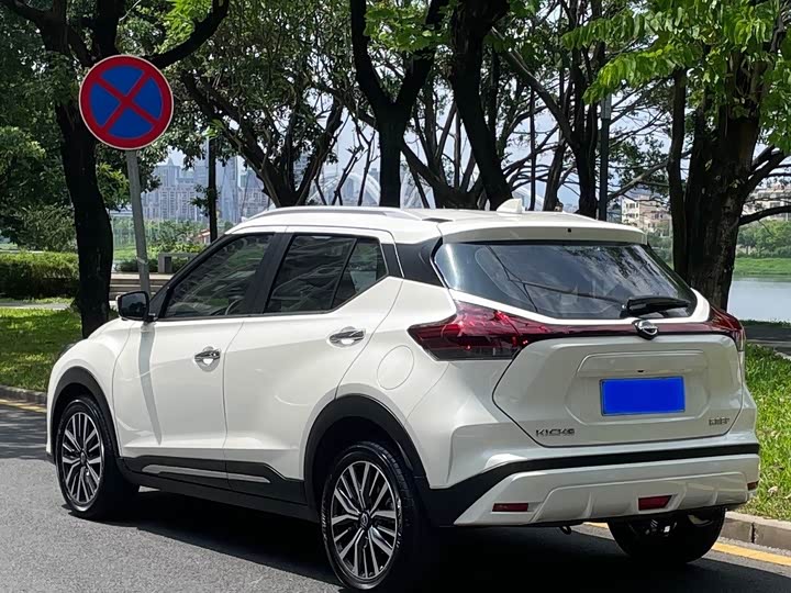 Фото 4 - Nissan Kicks