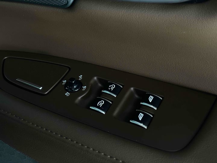 Фото 20 - Volvo S90