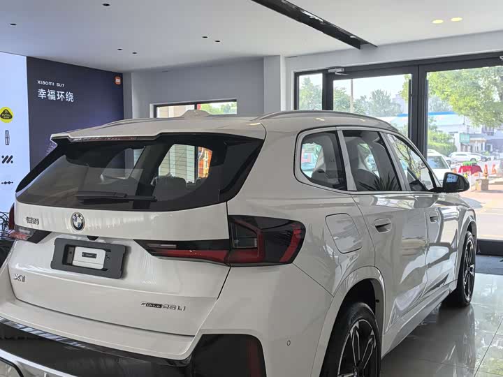 Фото 3 - BMW X1