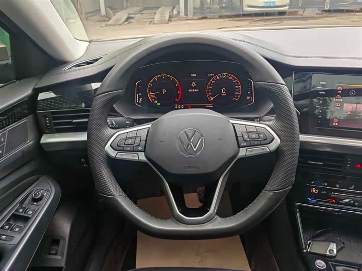 Фото 4 - Volkswagen Passat