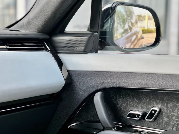 Фото 12 - Land Rover Range Rover Sport Hybrid