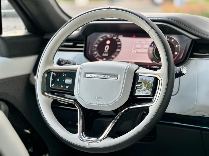 Фото 9 - Land Rover Range Rover Sport Hybrid