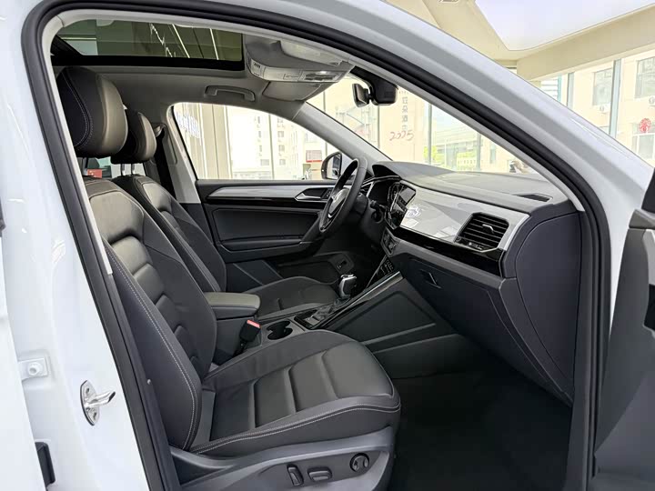 Фото 6 - Volkswagen Tayron