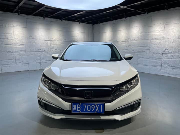 Фото 2 - Honda Civic