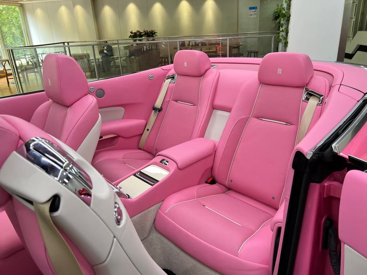 Фото 9 - Rolls-Royce Dawn