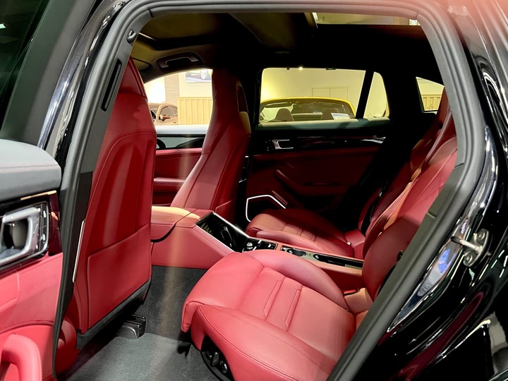 Фото 6 - Porsche Panamera