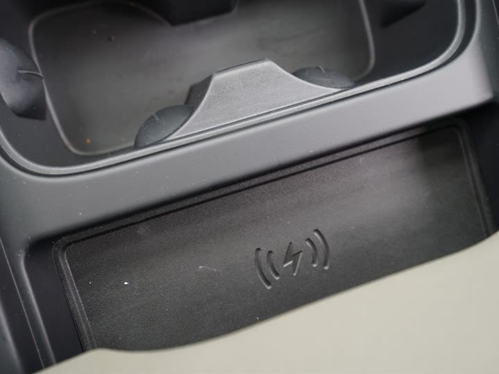 Фото 13 - Land Rover Defender