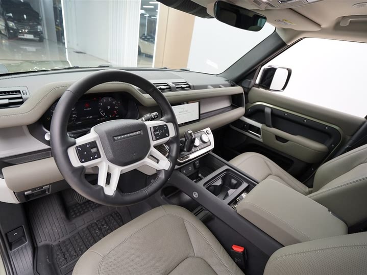 Фото 3 - Land Rover Defender