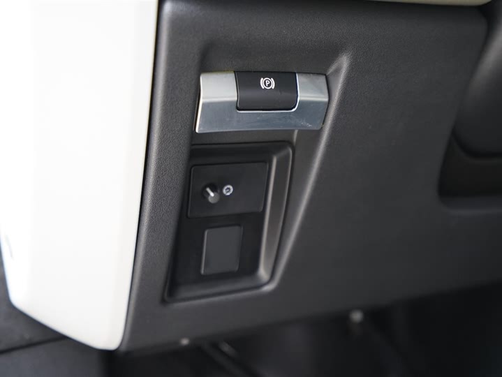 Фото 7 - Land Rover Defender