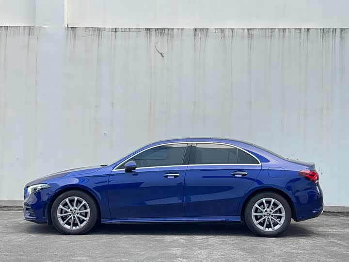 Фото 7 - Mercedes-Benz A-Class