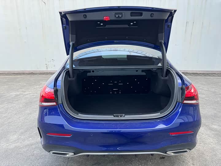 Фото 8 - Mercedes-Benz A-Class