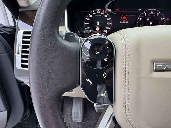 Фото 18 - Land Rover Range Rover