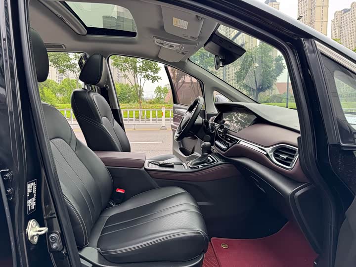 Фото 12 - GAC Trumpchi M6