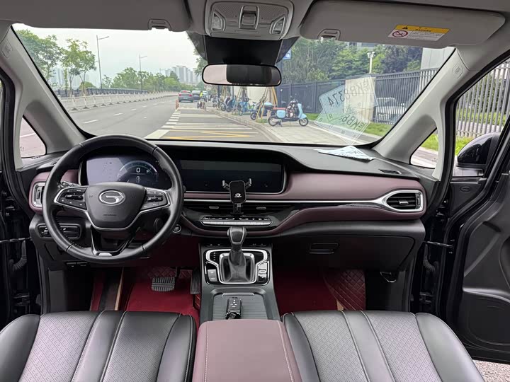 Фото 7 - GAC Trumpchi M6