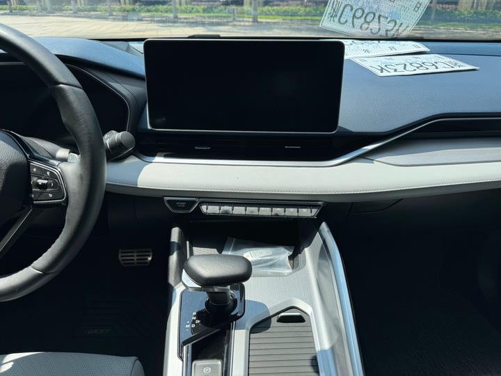 Фото 10 - Geely Preface