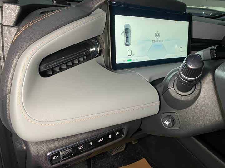 Фото 16 - GAC Aion LX