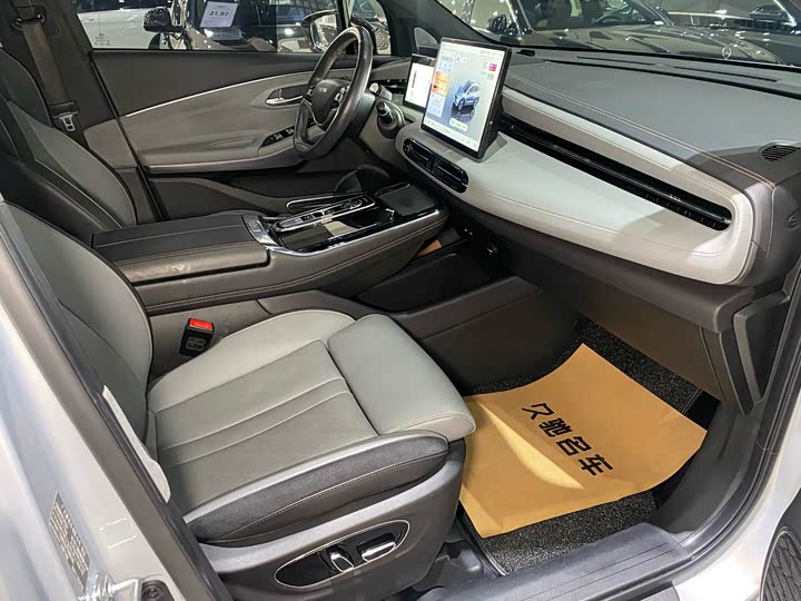 Фото 25 - GAC Aion LX