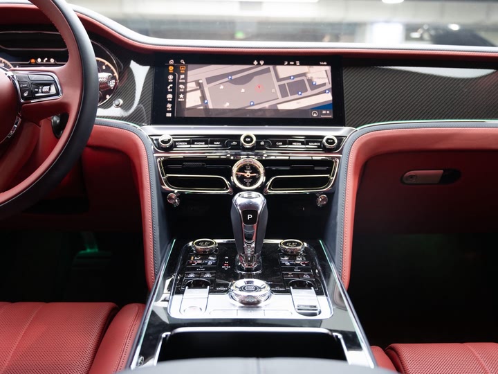 Фото 13 - Bentley Flying Spur