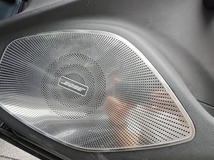 Фото 13 - Cadillac CT5