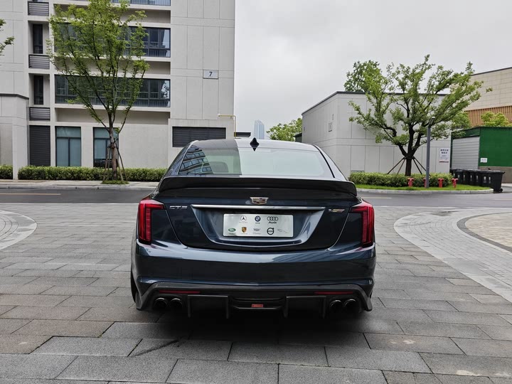 Фото 6 - Cadillac CT5