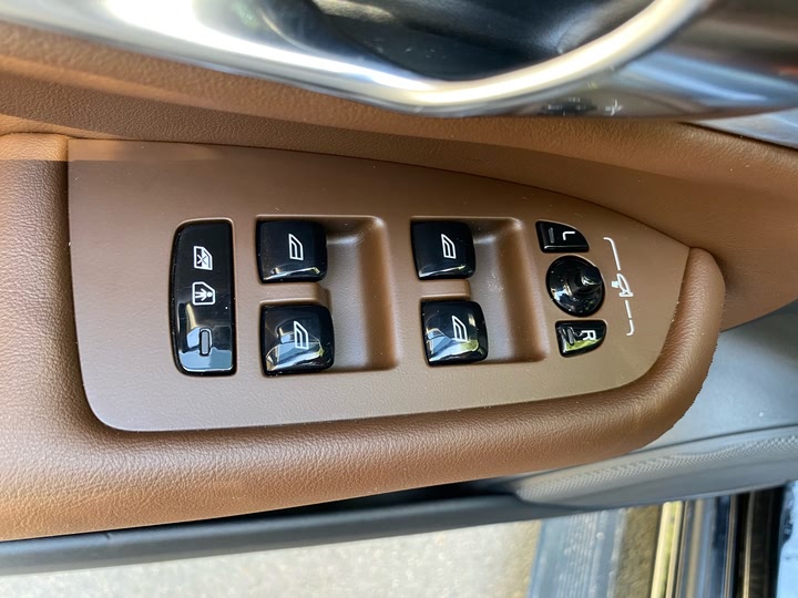 Фото 16 - Volvo XC90 Hybrid