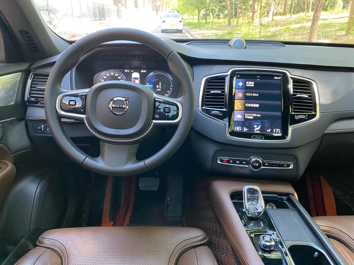 Фото 21 - Volvo XC90 Hybrid