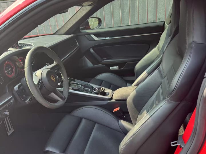 Фото 6 - Porsche 911