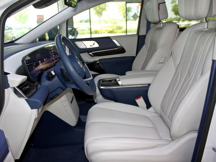 Фото 11 - Buick GL8 Century