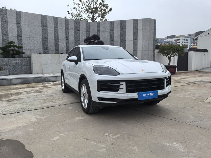 Фото 2 - Porsche Cayenne