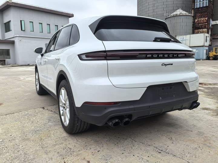 Фото 4 - Porsche Cayenne
