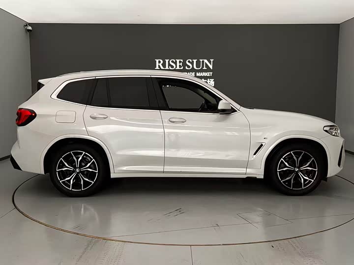 Фото 13 - BMW X3