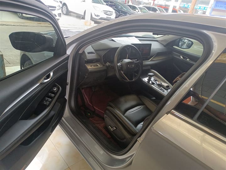 Фото 16 - Geely Preface