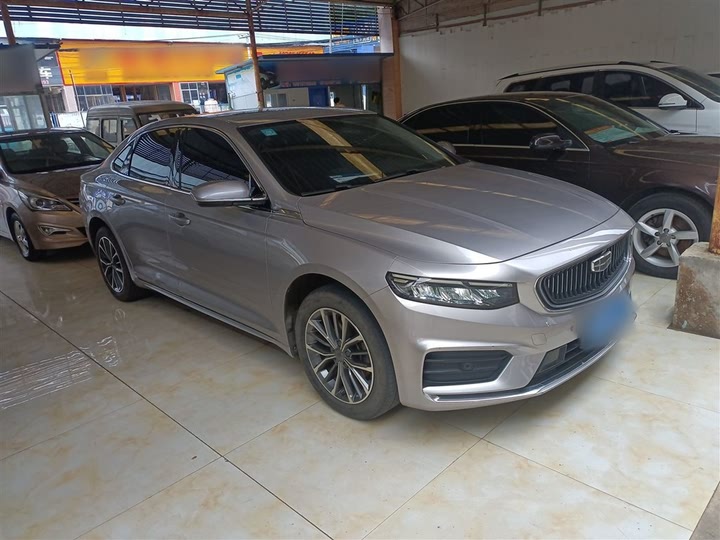 Фото 4 - Geely Preface