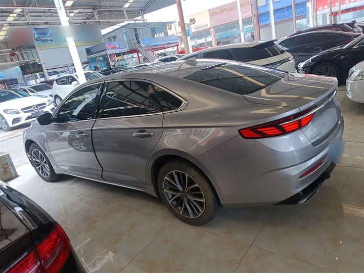 Фото 5 - Geely Preface