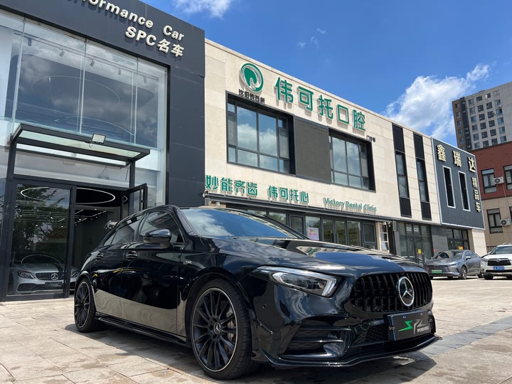 Фото 1 - Mercedes-Benz A-Class AMG