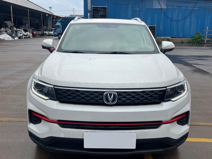 Фото 2 - Changan CS35 Plus