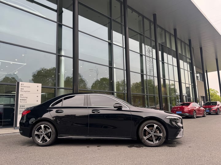 Фото 3 - Mercedes-Benz A-Class