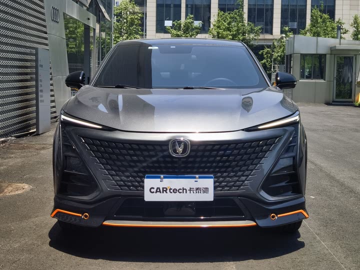 Фото 2 - Changan UNI-T