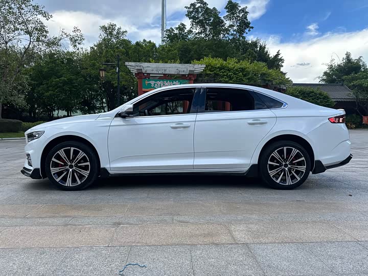 Photo 8 - Geely Preface