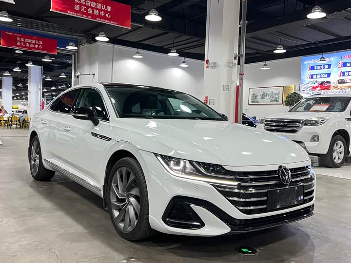 Фото 1 - Volkswagen CC