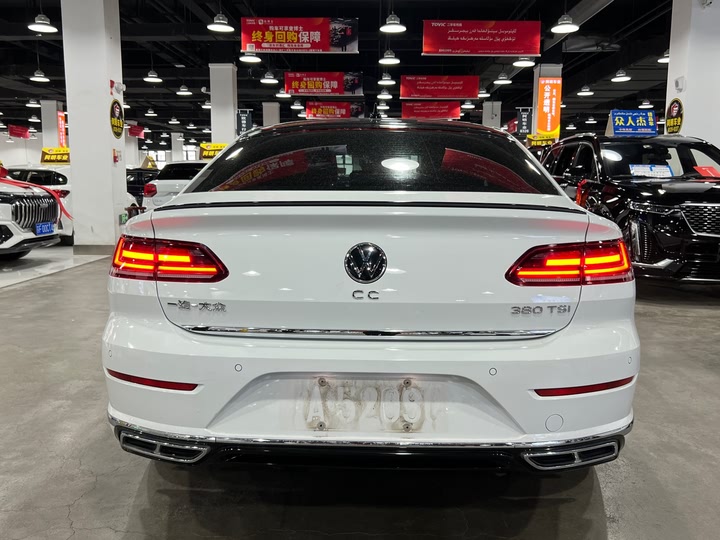 Фото 4 - Volkswagen CC