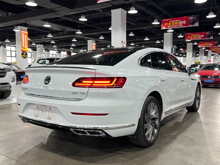 Фото 6 - Volkswagen CC