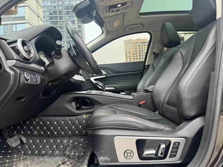 Фото 4 - Wey VV7