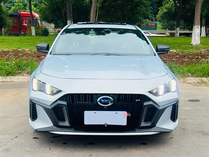 Фото 2 - GAC Trumpchi Empow R